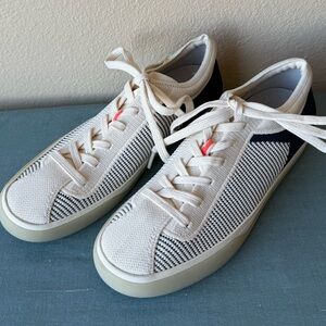 Rothy’s The Lace-Up Sneaker sz 7 - hidden wedge! Perfect condition